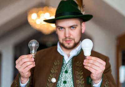 Wie viel Strom verschwenden Sie wirklich durch alte Glühbirnen?
