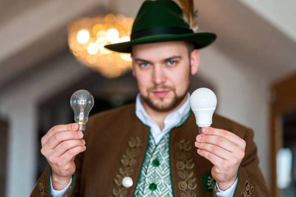Wie viel Strom verschwenden Sie wirklich durch alte Glühbirnen?